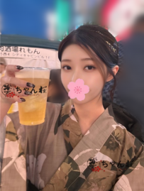 ❤️りさ / Risa →25歳｜T160｜B88(F)｜W57｜H84