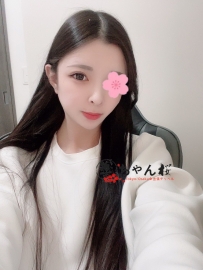 りんか / Linka →23歳｜T170｜B83(C)｜W59｜H87